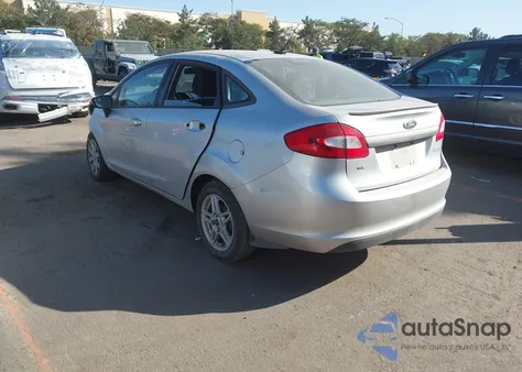 2013 Ford Fiesta Se z USA, uszkodzony, nr VIN 3FADP4BJ0DM173021